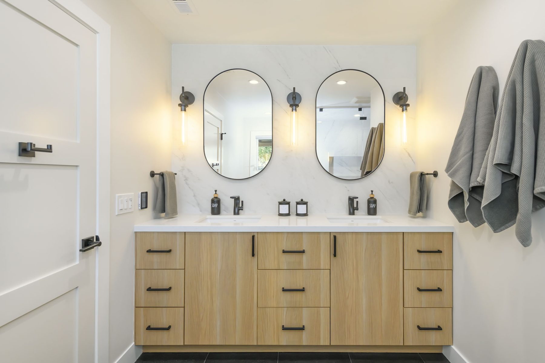 Diablo Way monastic primary bath